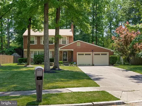 537 Doe Ln, Cherry Hill, NJ 08034