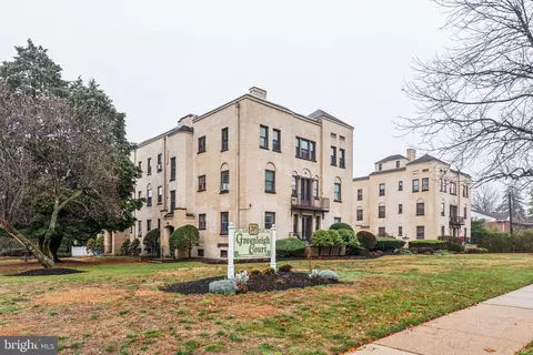 210 E Maple Ave #C1, Merchantville, NJ 08109