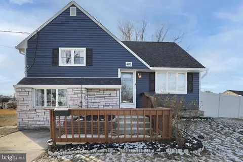 405 Jefferson Ct, Glendora, NJ 08029