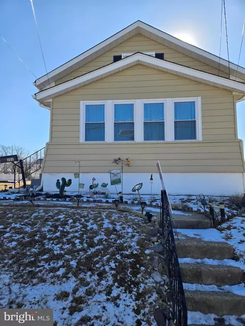 202 Creek Rd, Bellmawr, NJ 08031