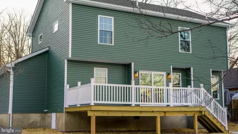 Exterior - 83 E Atlantic Ave, Clementon, NJ 08021 photo 3 of 5
