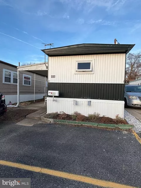 1405 Farrell Ave #227, Cherry Hill, NJ 08002