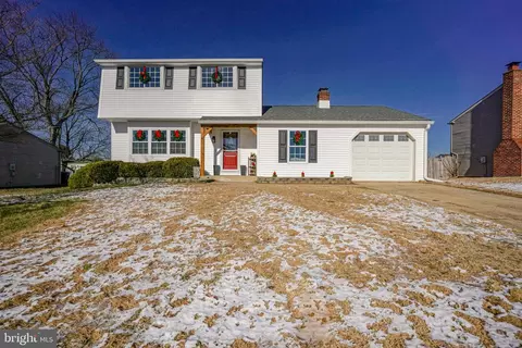 4 N Fork Rd, Clementon, NJ 08021
