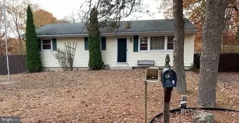 213 W Elm Ave, Berlin, NJ 08009