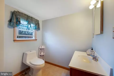 Bath - 103 E 13th Ave, Pine Hill, NJ 08021 photo 3 of 3