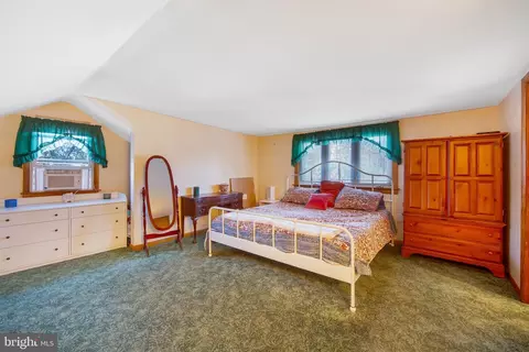 Bedroom - 103 E 13th Ave, Pine Hill, NJ 08021 photo 3 of 3