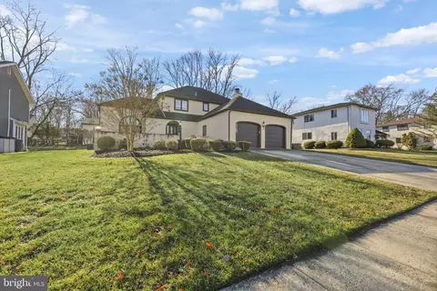 1720 Independence Ln, Cherry Hill, NJ 08003