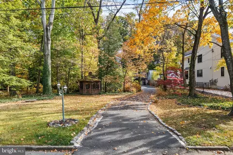 Exterior - 660 Maple Ave, Haddonfield, NJ 08033 photo 7 of 7