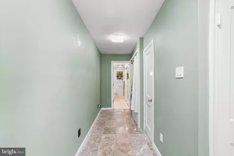 Entry Way - 660 Maple Ave, Haddonfield, NJ 08033 photo 1 of 2