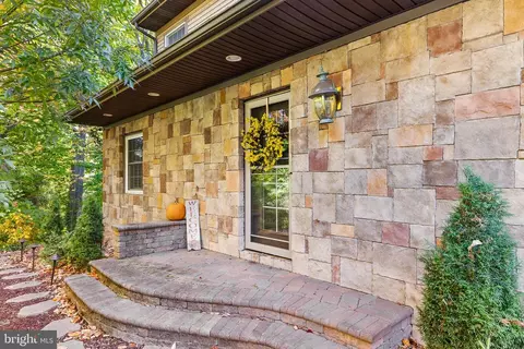 Exterior - 660 Maple Ave, Haddonfield, NJ 08033 photo 2 of 7