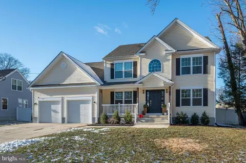 728 Beechwood Ave, Cherry Hill, NJ 08002