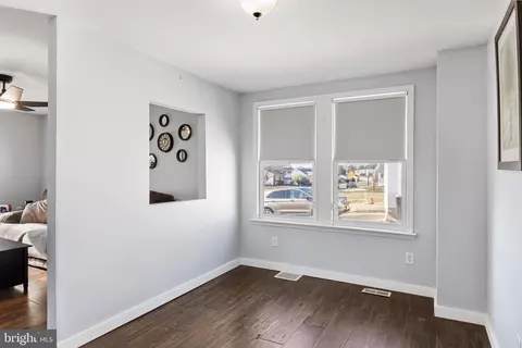 Entry Way - 117 5th Ave, Glendora, NJ 08029 photo 4 of 7