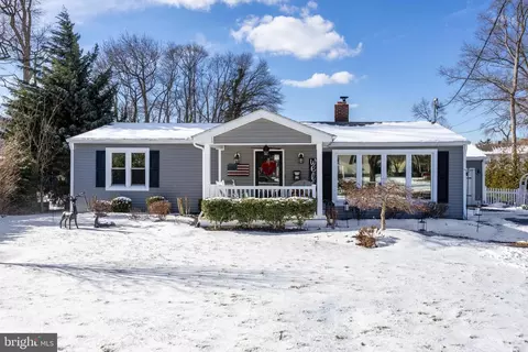 102 Massachusetts Ave, Cherry Hill, NJ 08002