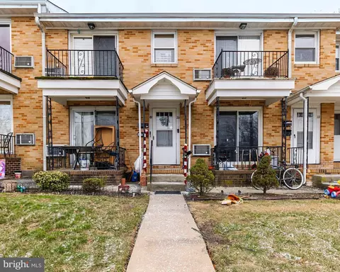 120 Dartmouth Ave, Somerdale, NJ 08083