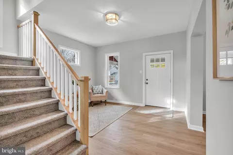 Entry Way - 517 Beech Ave, Laurel Springs, NJ 08021 photo 1 of 12