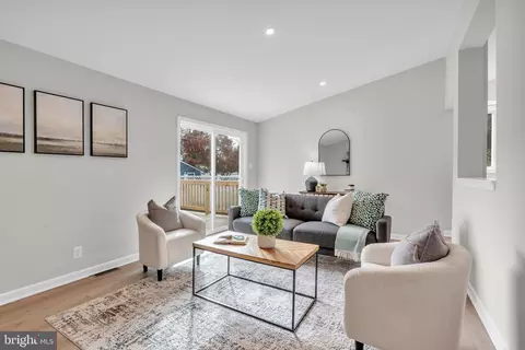Living - 517 Beech Ave, Laurel Springs, NJ 08021 photo 1 of 2