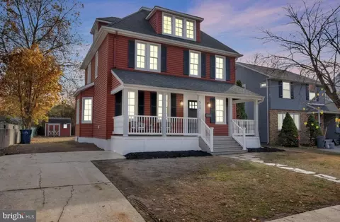 517 Beech Ave, Laurel Springs, NJ 08021