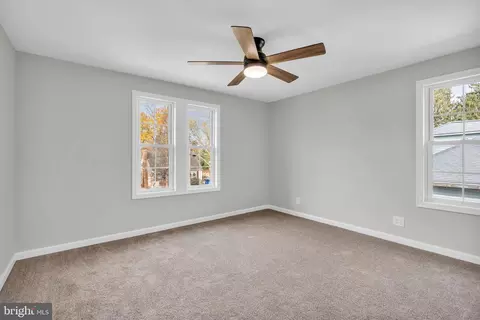 Entry Way - 517 Beech Ave, Laurel Springs, NJ 08021 photo 6 of 12