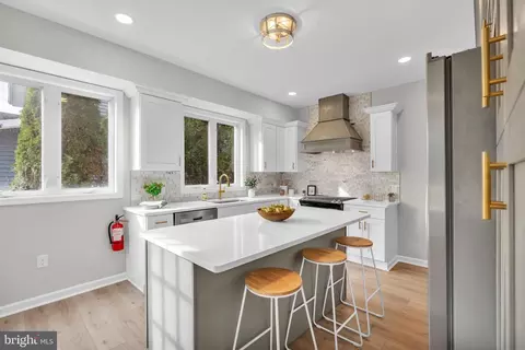 Kitchen - 517 Beech Ave, Laurel Springs, NJ 08021 photo 2 of 4