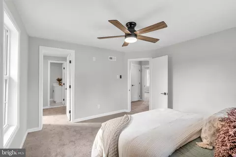 Bedroom - 517 Beech Ave, Laurel Springs, NJ 08021 photo 2 of 2