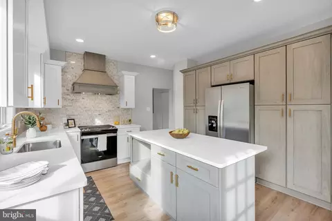 Kitchen - 517 Beech Ave, Laurel Springs, NJ 08021 photo 1 of 4