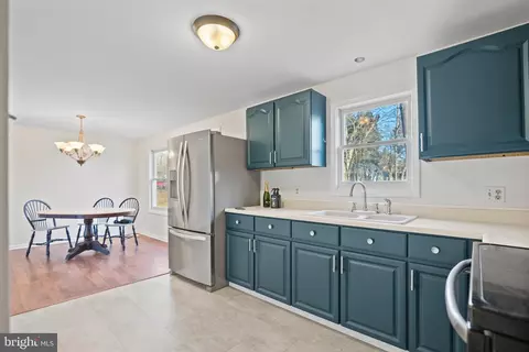 611 Glen Ave, Laurel Springs, NJ 08021 photo 3