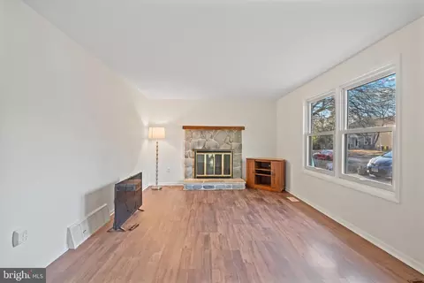 611 Glen Ave, Laurel Springs, NJ 08021 photo 6
