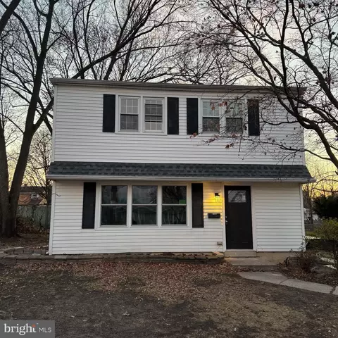 225 Velde Ave, Pennsauken, NJ 08110