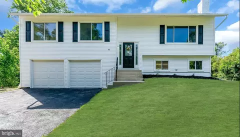 36 Peoria Ln, Sicklerville, NJ 08081