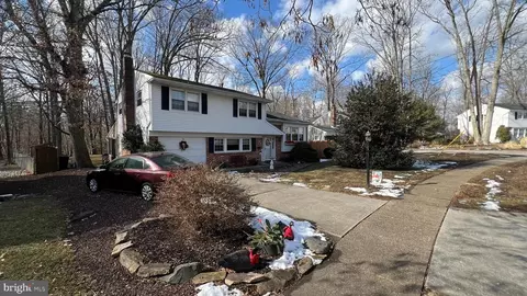 58 Saratoga Rd, Stratford, NJ 08084