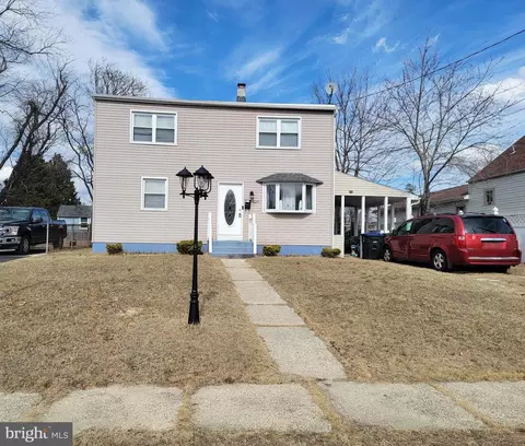 329 9th Ave, Lindenwold, NJ 08021