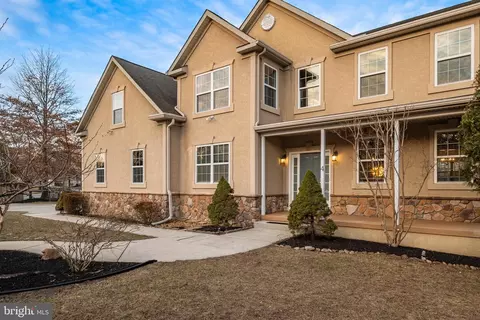 Exterior - 4 Edwards Ct, Lawnside, NJ 08045 photo 3 of 9