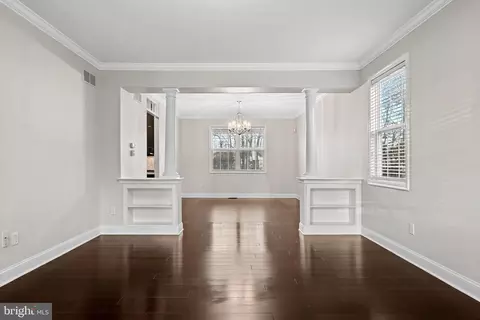 Entry Way - 4 Edwards Ct, Lawnside, NJ 08045 photo 8 of 10
