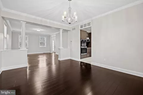 Entry Way - 4 Edwards Ct, Lawnside, NJ 08045 photo 7 of 10