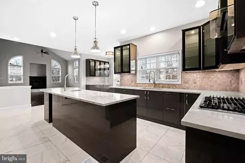 Kitchen - 4 Edwards Ct, Lawnside, NJ 08045 photo 3 of 8