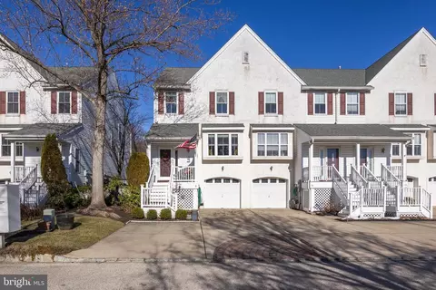 9 Crump Ln, Merchantville, NJ 08109