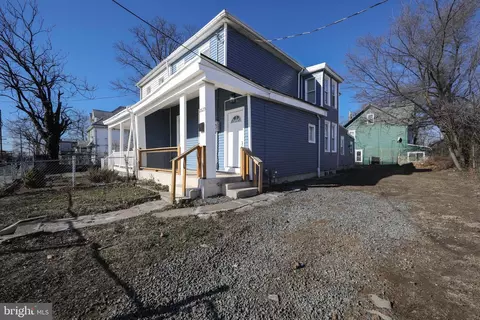 2829 High St, Camden, NJ 08105