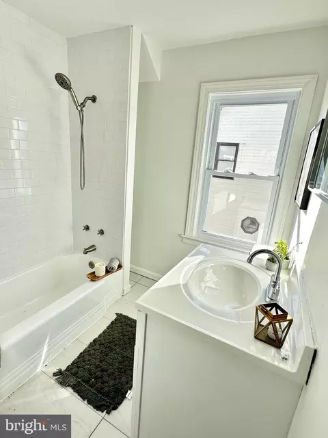 Bath - 128 Warwick Rd, Lawnside, NJ 08045 photo 2 of 2