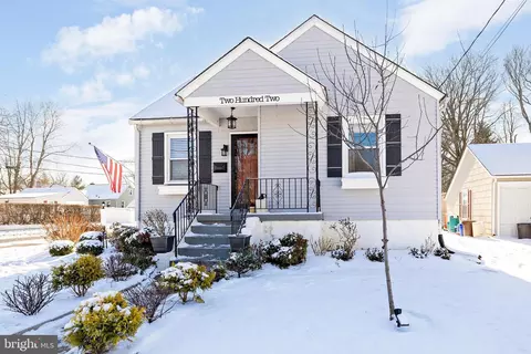 202 6th Ave, Mount Ephraim, NJ 08059