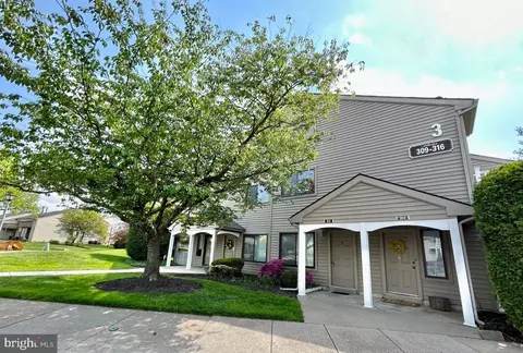 313 Gregorys Way, Voorhees, NJ 08043