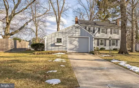 1221 Forge Rd, Cherry Hill, NJ 08034