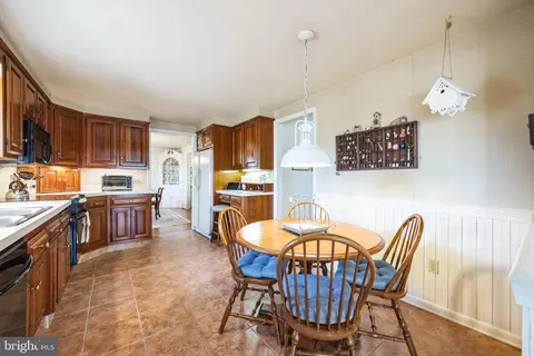 1221 Forge Rd, Cherry Hill, NJ 08034 photo 9
