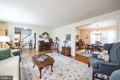 1221 Forge Rd, Cherry Hill, NJ 08034 photo 5