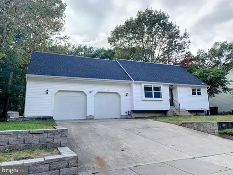 32 Sugarbush, Sicklerville, NJ 08081