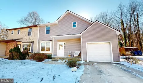 37 Brambling Ln, Voorhees, NJ 08043