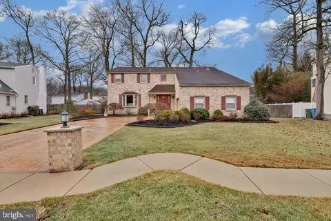 123 Hart Rd, Cherry Hill, NJ 08034