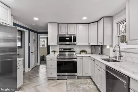 Kitchen - 1272 E Trace Dr, Glendora, NJ 08029 photo 1 of 3
