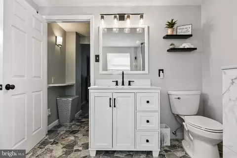 Bath - 1272 E Trace Dr, Glendora, NJ 08029 photo 3 of 3