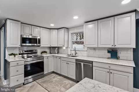 Kitchen - 1272 E Trace Dr, Glendora, NJ 08029 photo 2 of 3