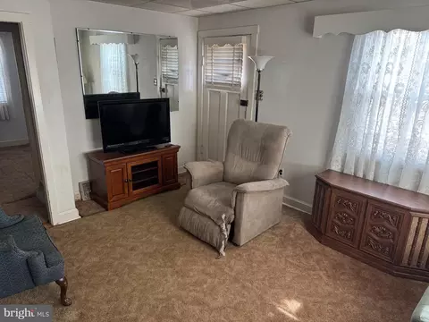 Living - 112 State Ave, Lindenwold, NJ 08021 photo 1 of 2